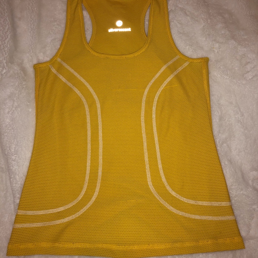 lululemon size 4/6 yellow RARE tank top